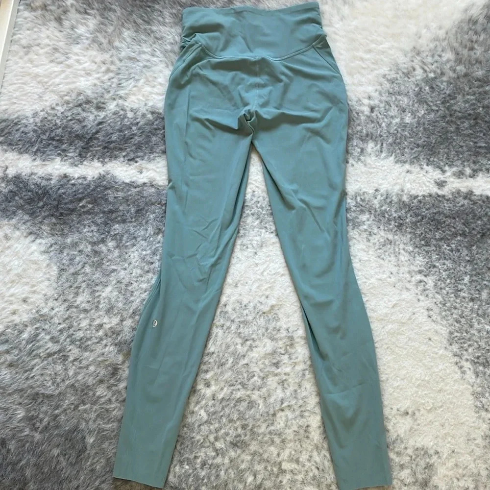 Lululemon Base Pace High Rise 28” Legging - Picture 8 of 8